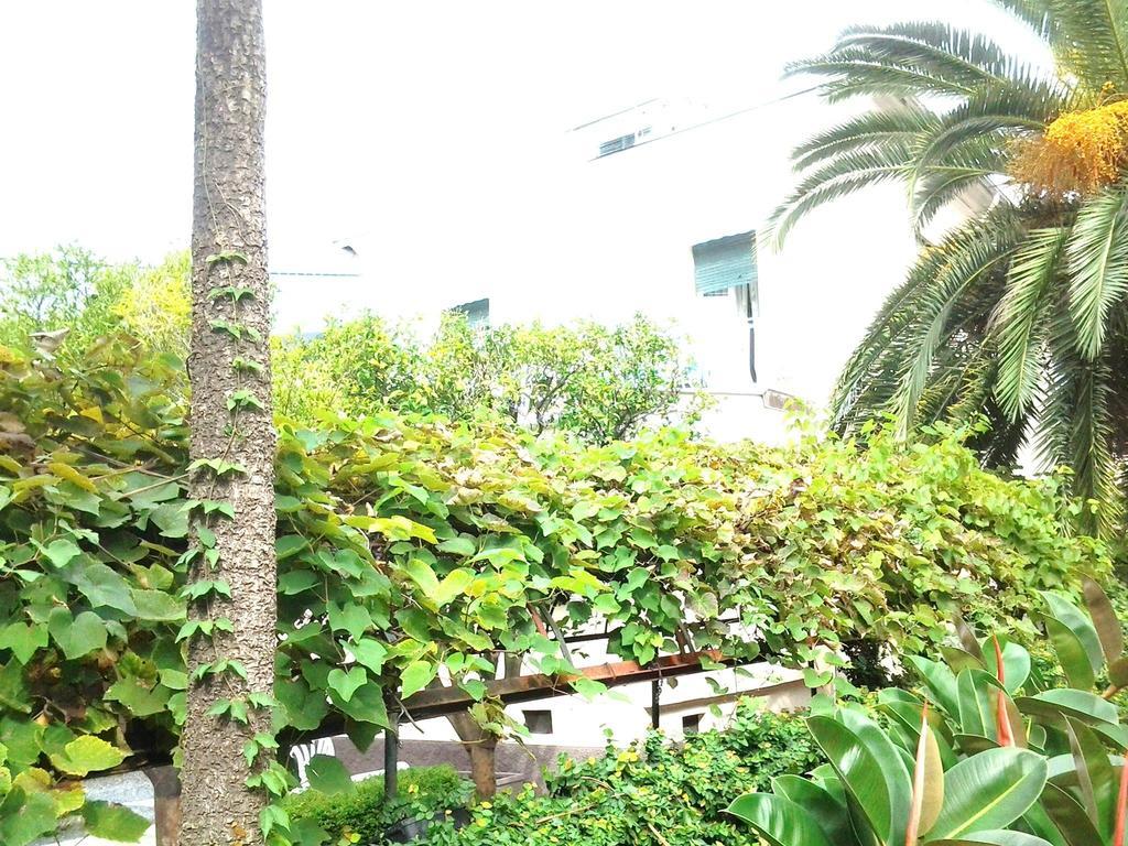Hotel Piccolo Eden Nervi Buitenkant foto